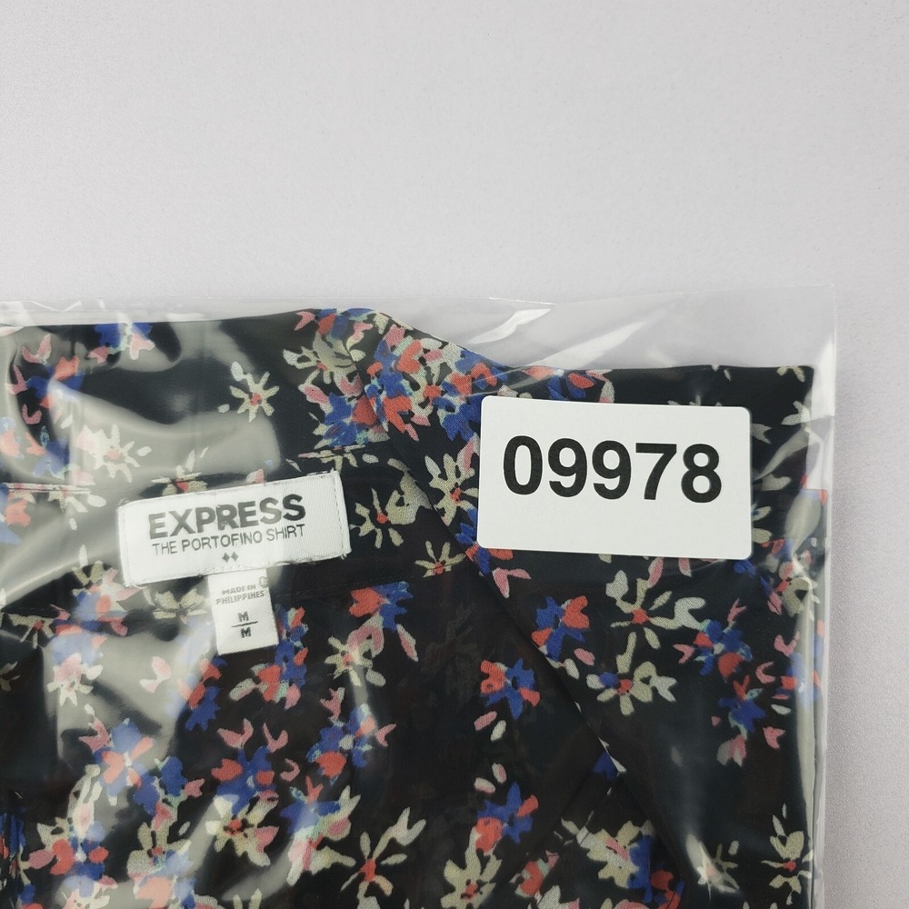 Express Portofino Blouse Shirt Women's Medium Black Floral Long Tab Sleeve - Picture 11 of 11